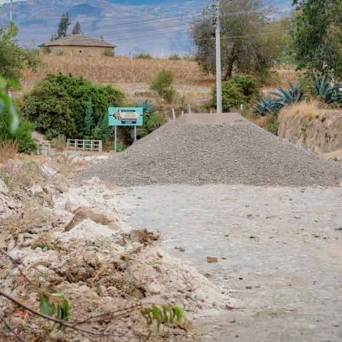 TRES SECTORES DE LA PARROQUIA 11 DE NOVIEMBRE AVANZAN CON OBRAS DE ADOQUINADO