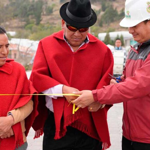 ALCALDE DE SAQUISILÍ INAUGURÓ EL PROYECTO DE ADOQUINADO, ACERAS Y BORDILLOS EN EL BARRIO 5 ESQUINAS DE LA PARROQUIA CANCHAGUA