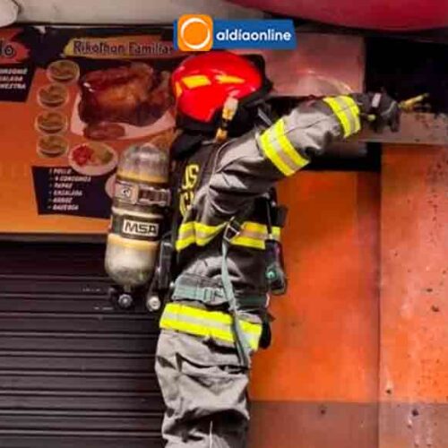 ALARMA EN EL CENTRO DE LATACUNGA: GRASA ACUMULADA PROVOCA CONATO DE INCENDIO EN LOCAL