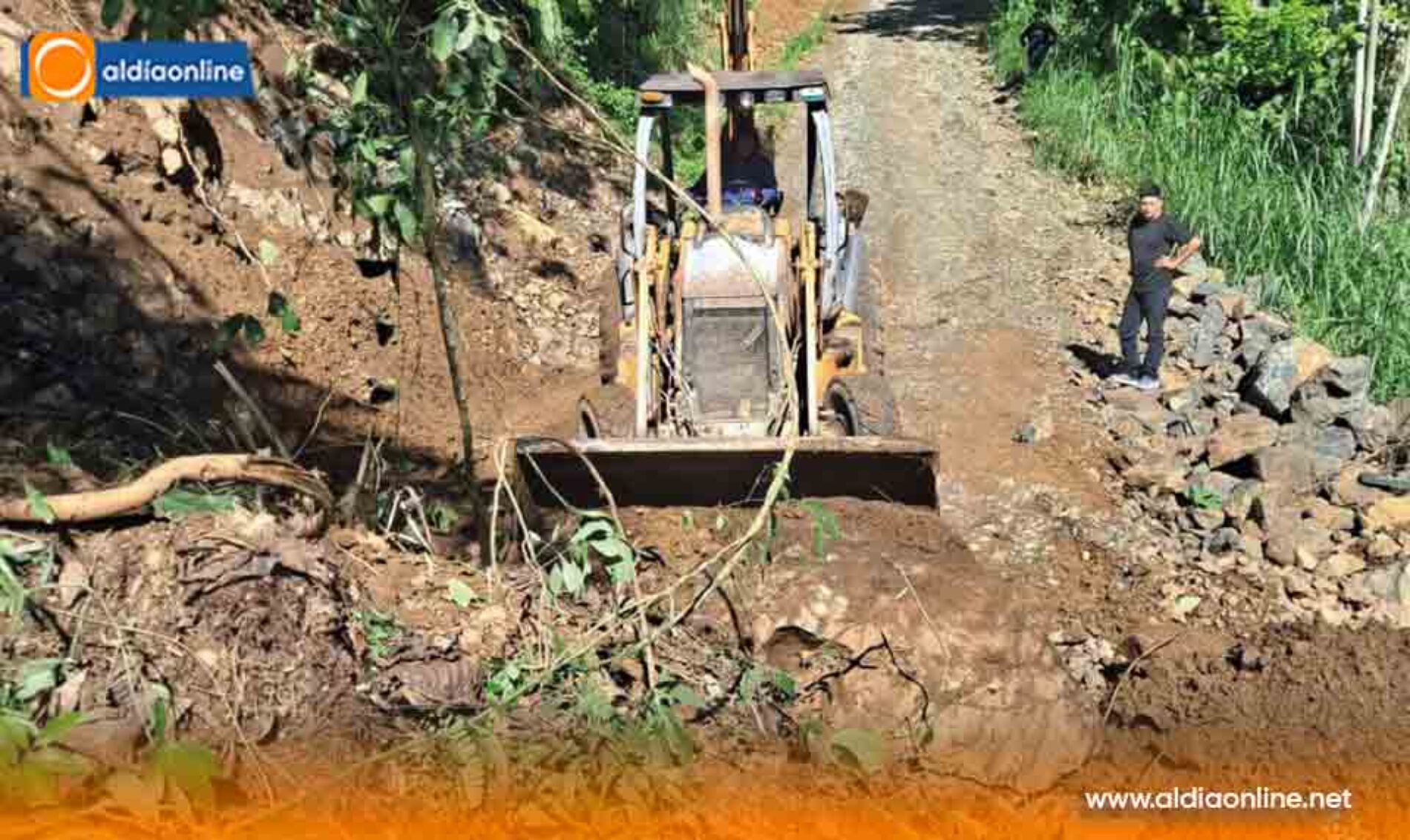 VÍA SAN RAMÓN–AGUAS CALIENTES VUELVE A ESTAR HABILITADA TRAS DERRUMBE
