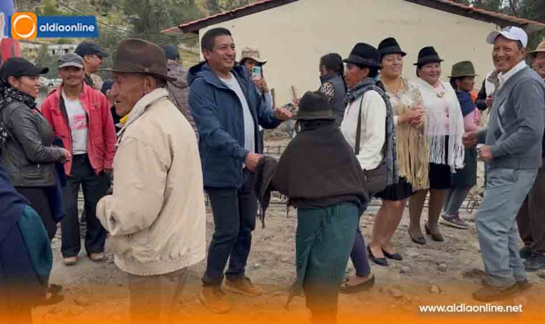 SIGCHOS IMPULSA EL TURISMO COMUNITARIO CON LA CONSTRUCCIÓN DE UNA CASA DE TURISMO GLAMPING EN ISINLIVÍ