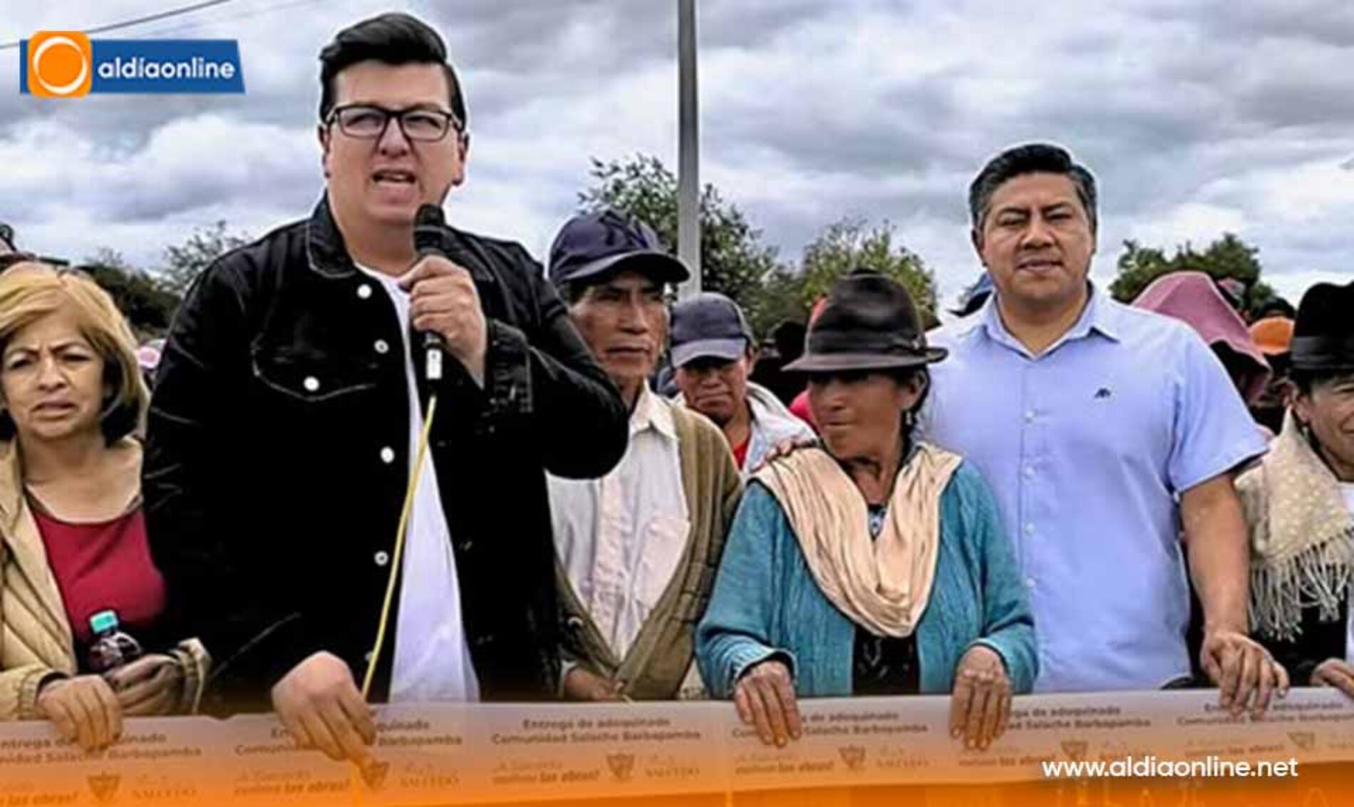 ADOQUINADO DE LA VÍA EN SALACHE BARBAPAMBA SALCEDO MEJORA LA MOVILIDAD DE SUS HABITANTES