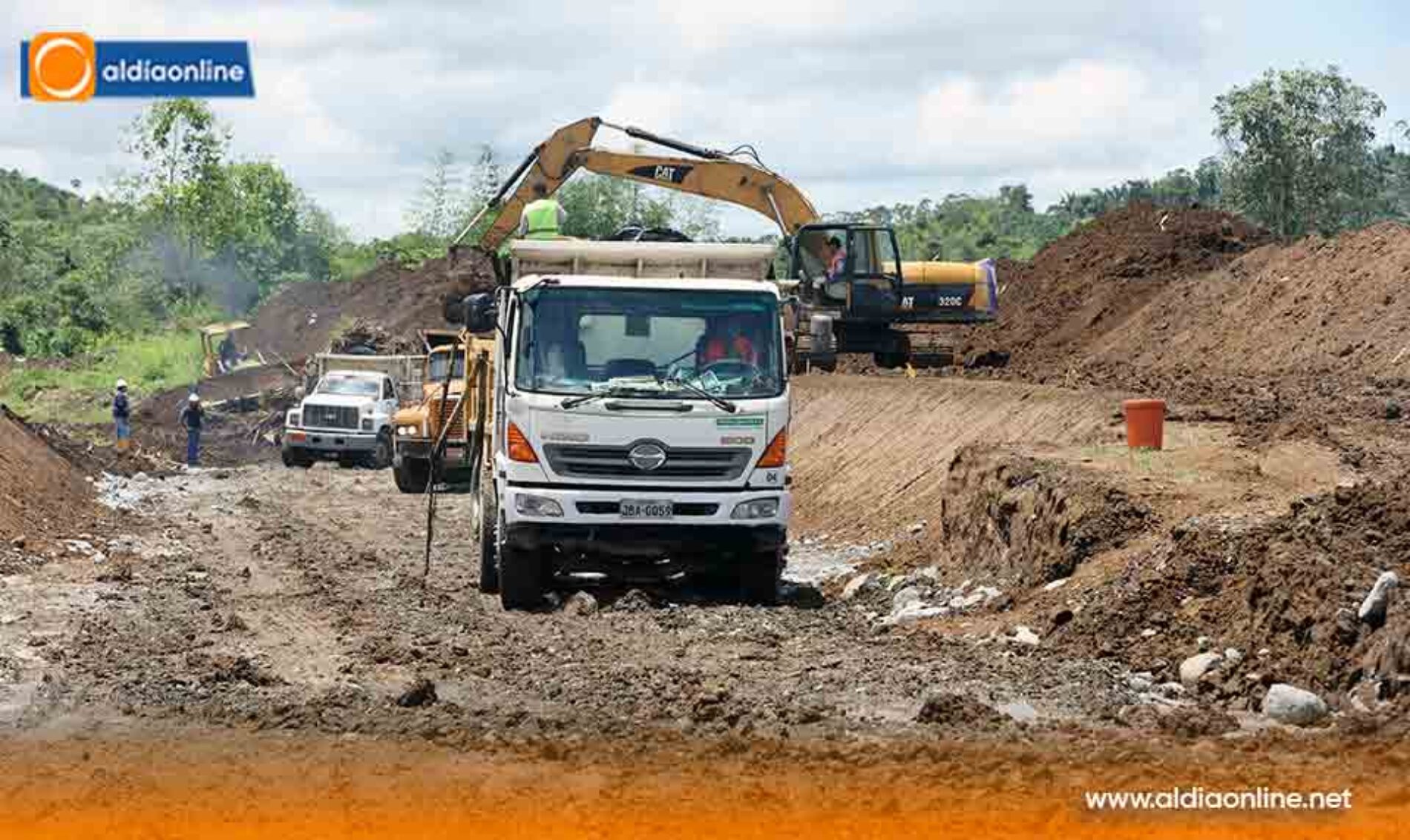 EL PRESIDENTE DANIEL NOBOA VERIFICÓ EL AVANCE DE OBRA DE LA UNIVERSIDAD PÚBLICA DE SANTO DOMINGO