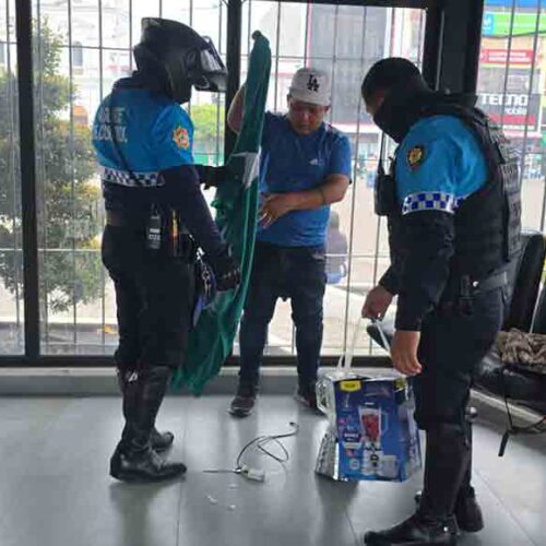 ALERTAN SOBRE PRESUNTA ESTAFA CON DINERO FALSO DURANTE COMPRA DE CELULAR EN LATACUNGA