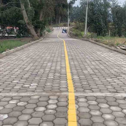 OTRA CALLE ADOQUINADA PARA EL SECTOR LAIGUA DE SANTO DOMINGO EN SAN BUENAVENTURA