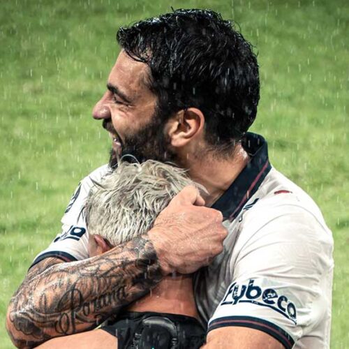 LIGA DE QUITO REMONTÓ ANTE BARCELONA SC Y SE QUEDÓ CON LA VICTORIA EN CASA BLANCA