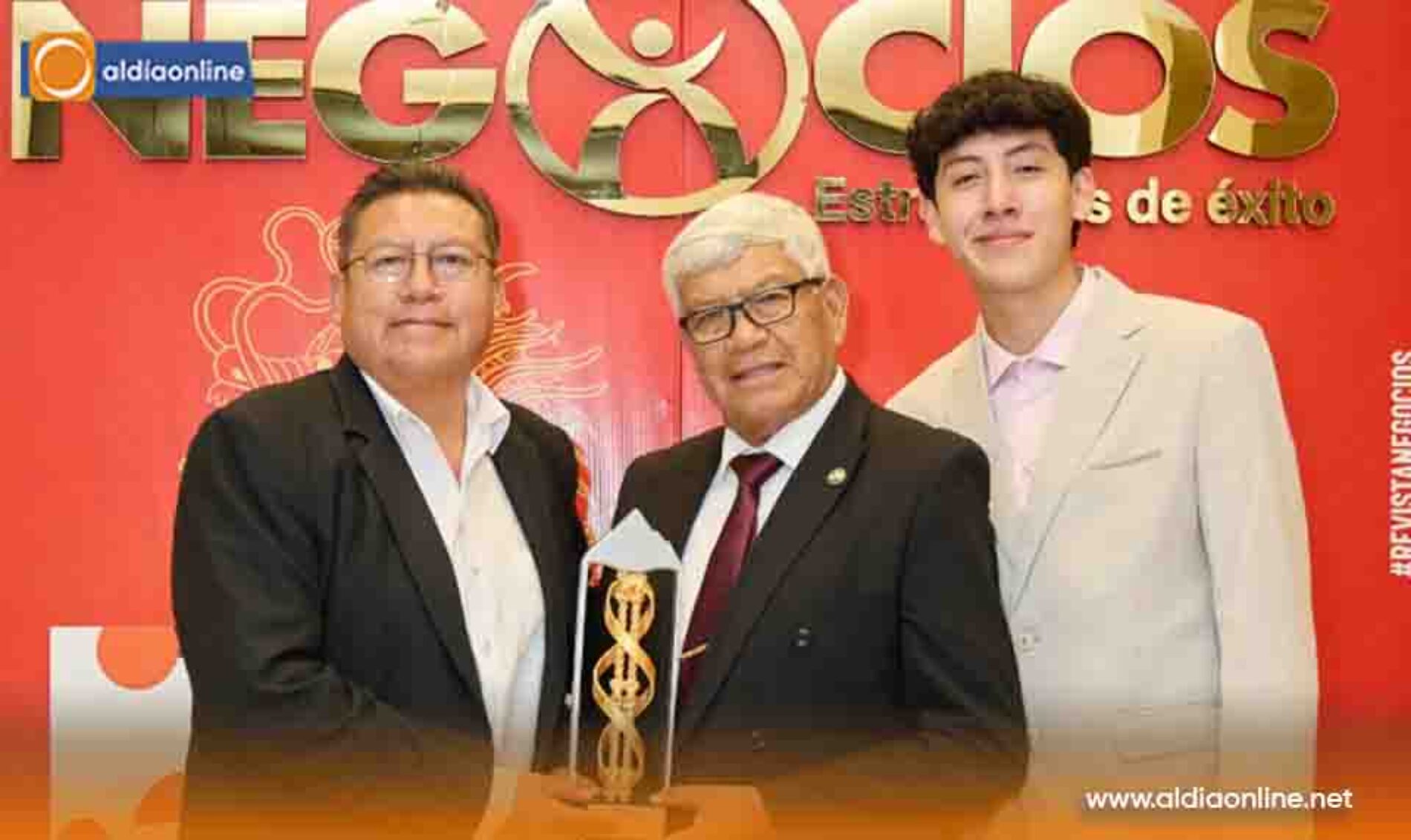 ANÍBAL CULQUI, RECIBE RECONOCIMIENTO “JOSÉ CUESTA HOLGUÍN” EN AMBATO DE REVISTA NEGOCIOS (Video)